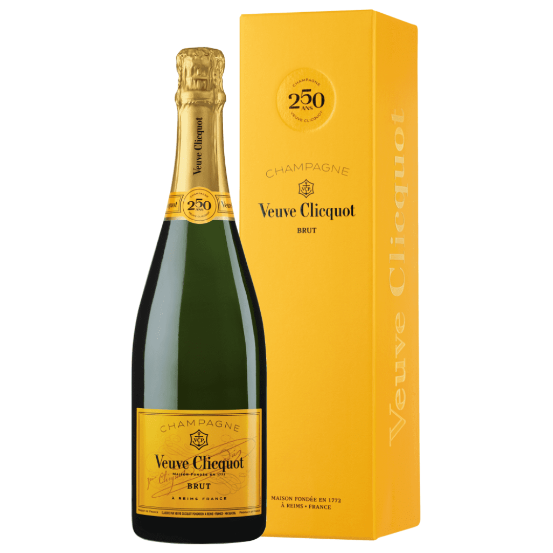 Veuve Clicquot Brut Champagne – Timeless Elegance in Every Sip